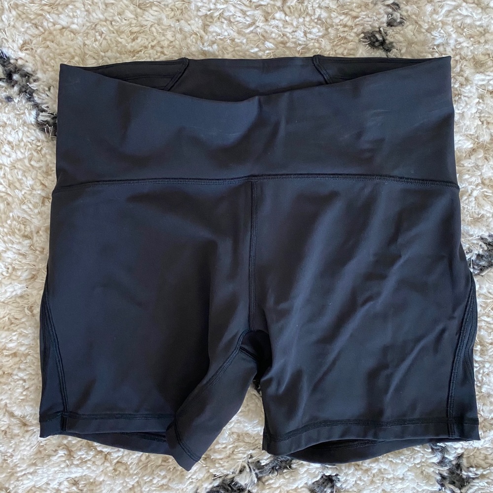 lululemon train times shorts 6" size 12